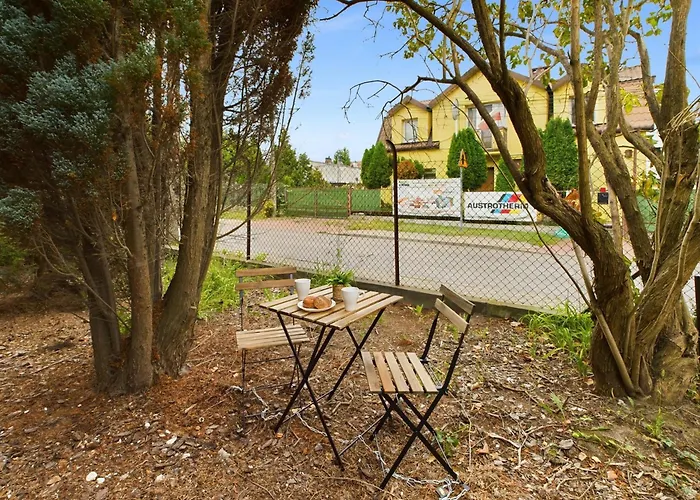 Studios With Parking And Garden Near Warsaw Chopin Airport By Noclegi Renters