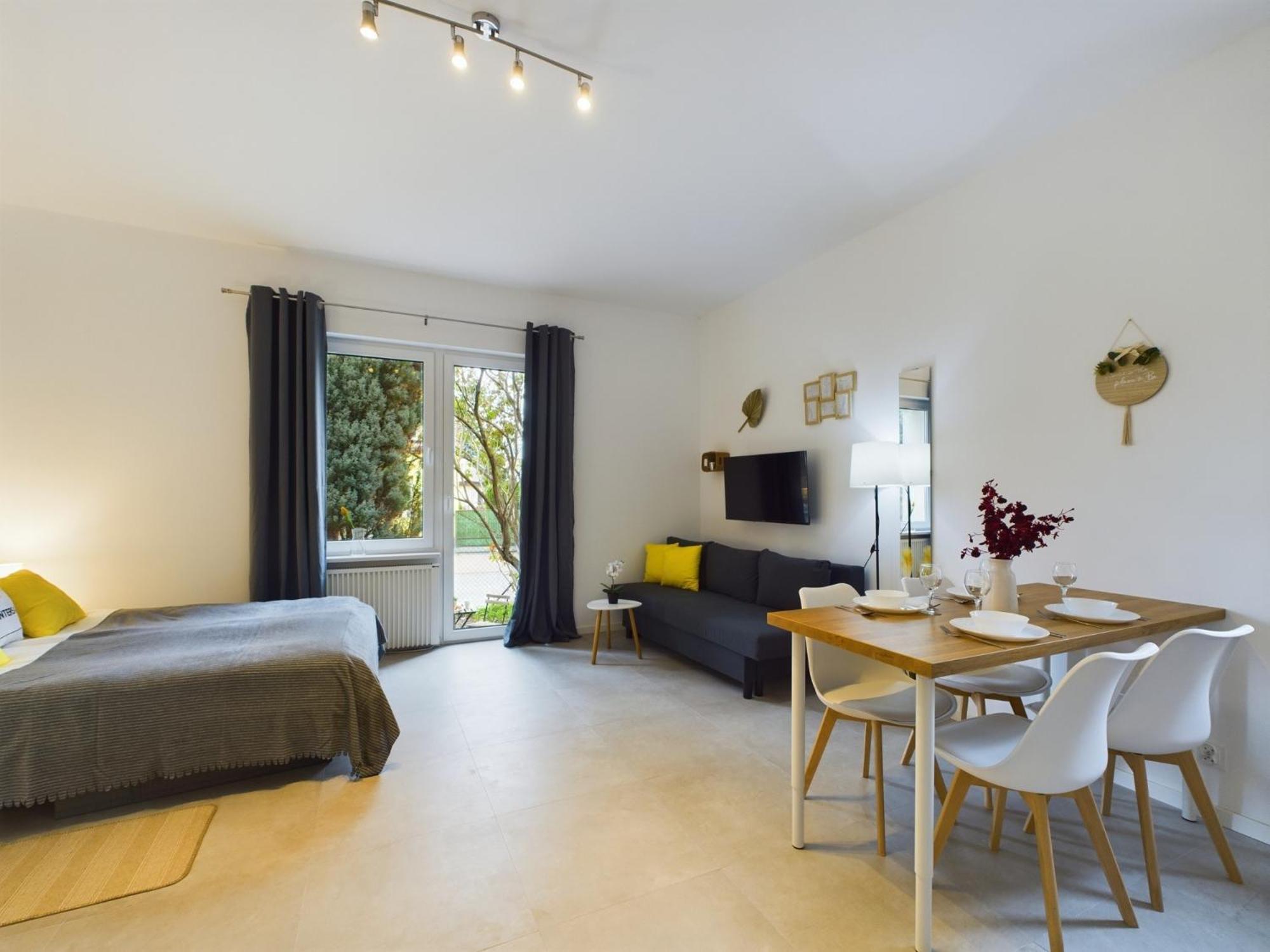 With Parking And Garden Near Chopin Airport By Renters Warsaw