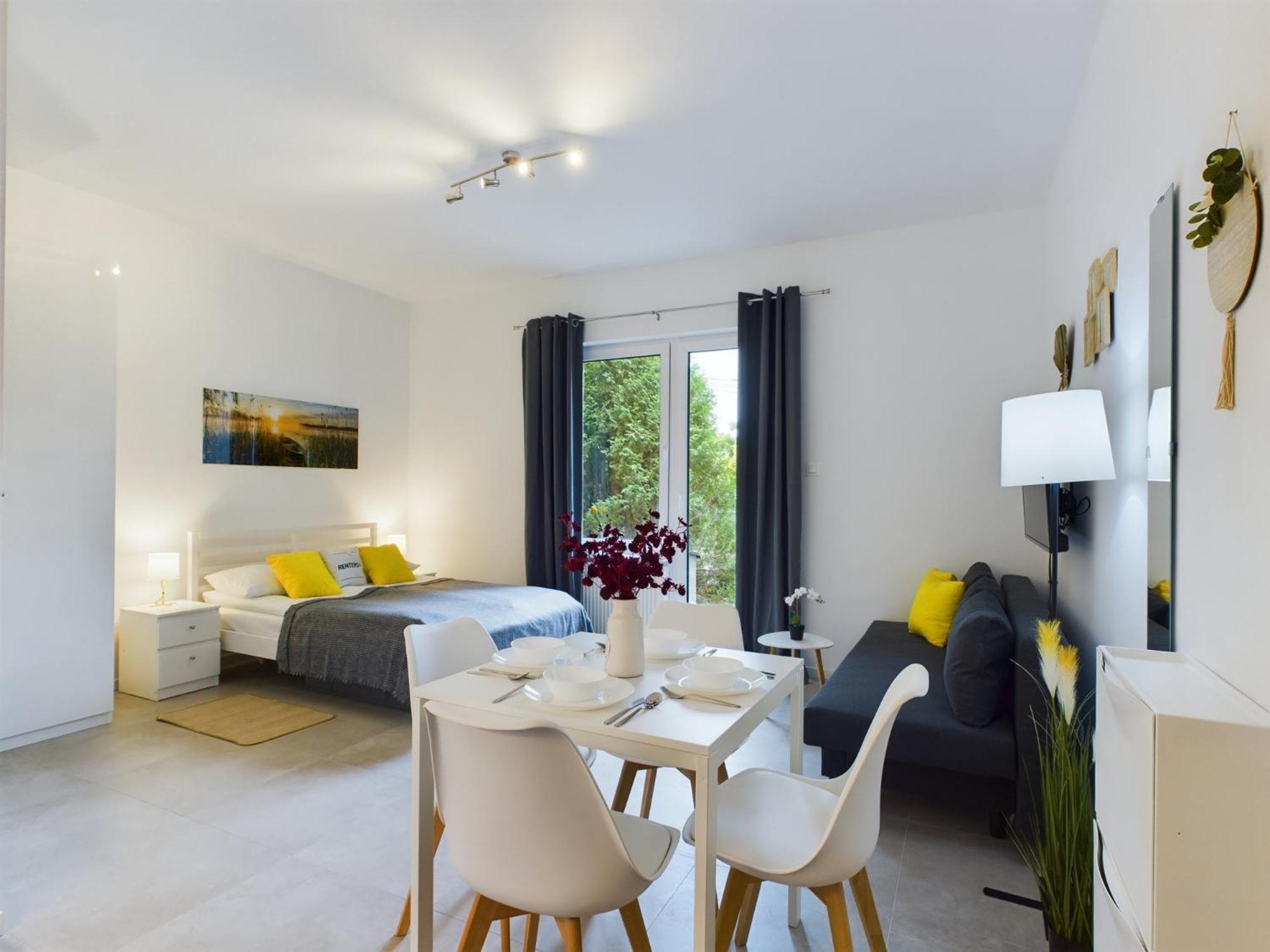 With Parking And Garden Near Chopin Airport By Renters Apartment Warsaw