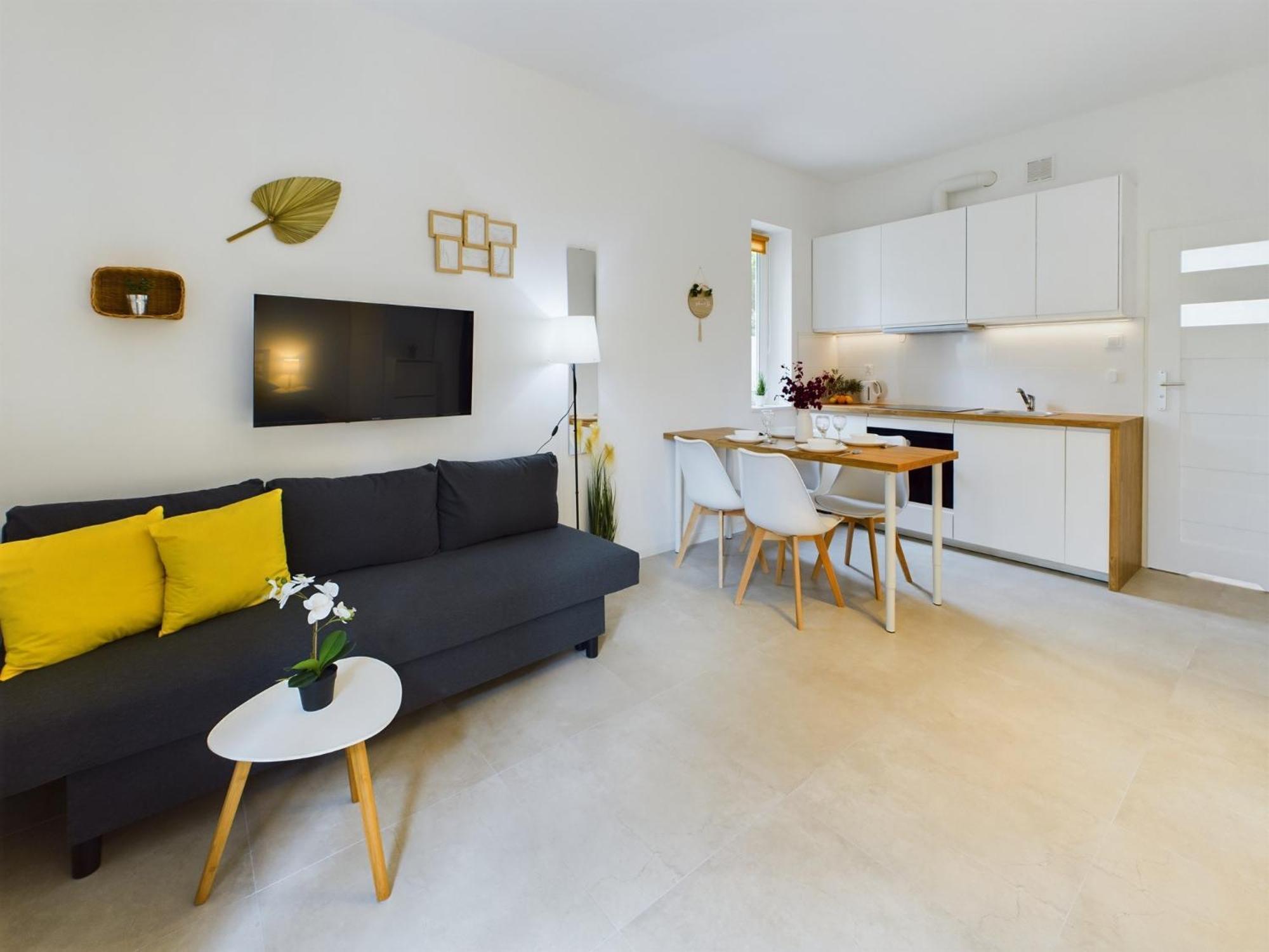 With Parking And Garden Near Chopin Airport By Renters * Warsaw